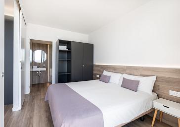 Apartament superior 2/4