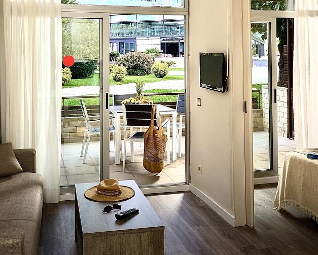 Apartament economy 2/4