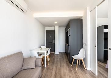 Apartament superior 2/4