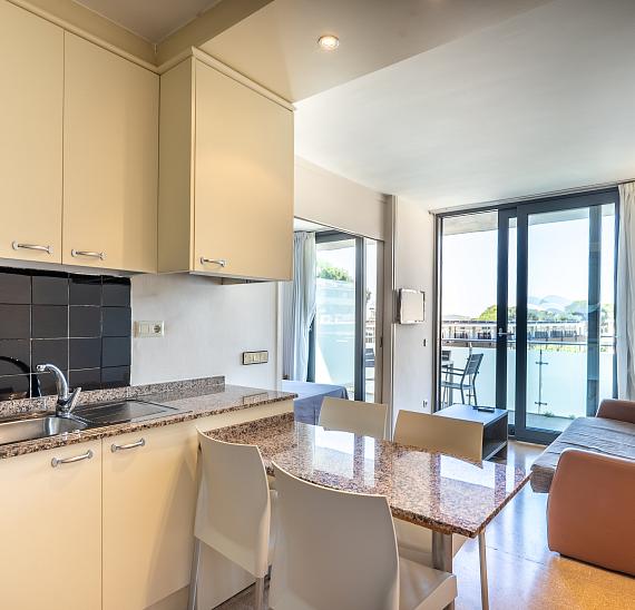 Apartament economy 4/6